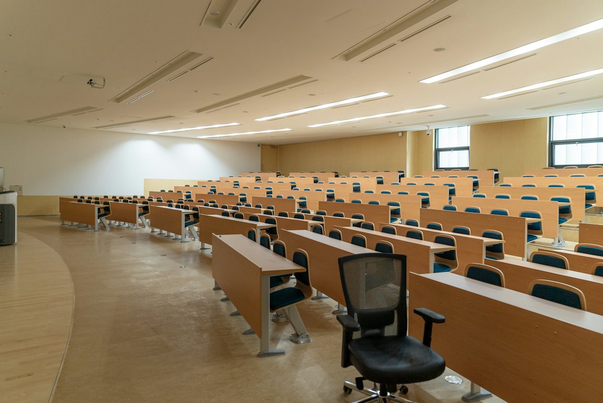 An autonomous, outcome-based curriculum